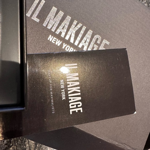 Il Makiage New York brand new High Brow (dark blonde) - Picture 3 of 6
